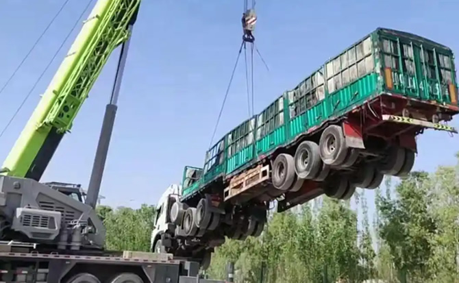 蜀山区道路脱困救援案例